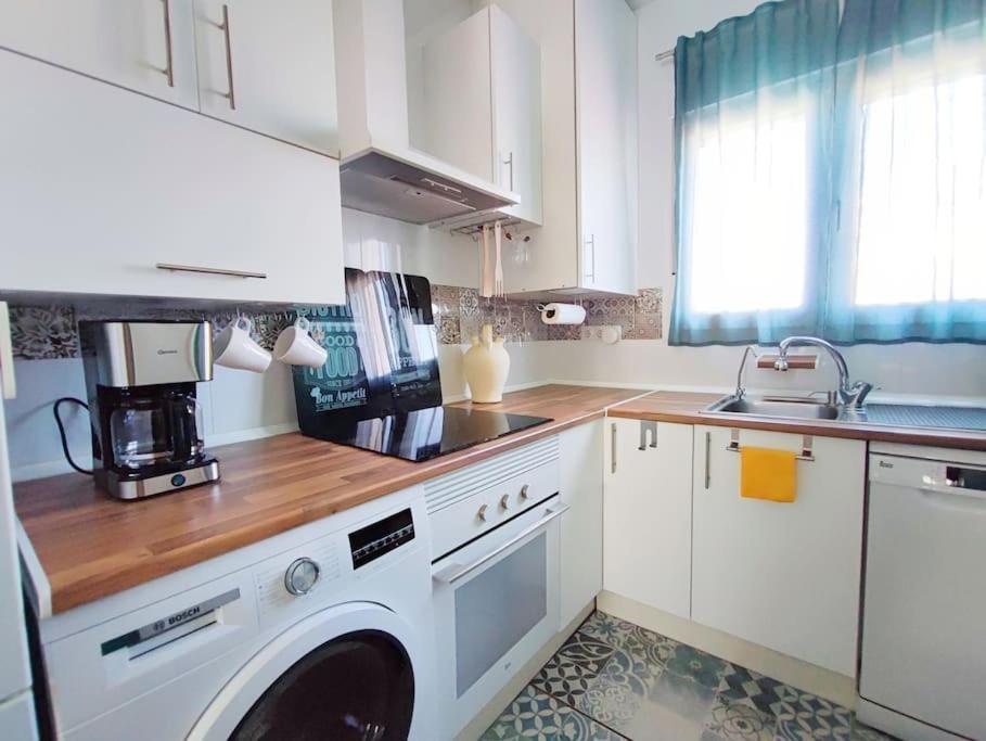 Bright And Quiet Studio In Малага Екстер'єр фото