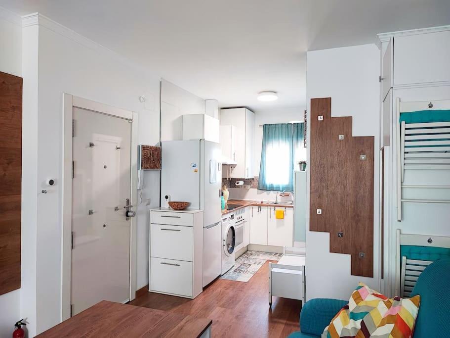 Bright And Quiet Studio In Малага Екстер'єр фото
