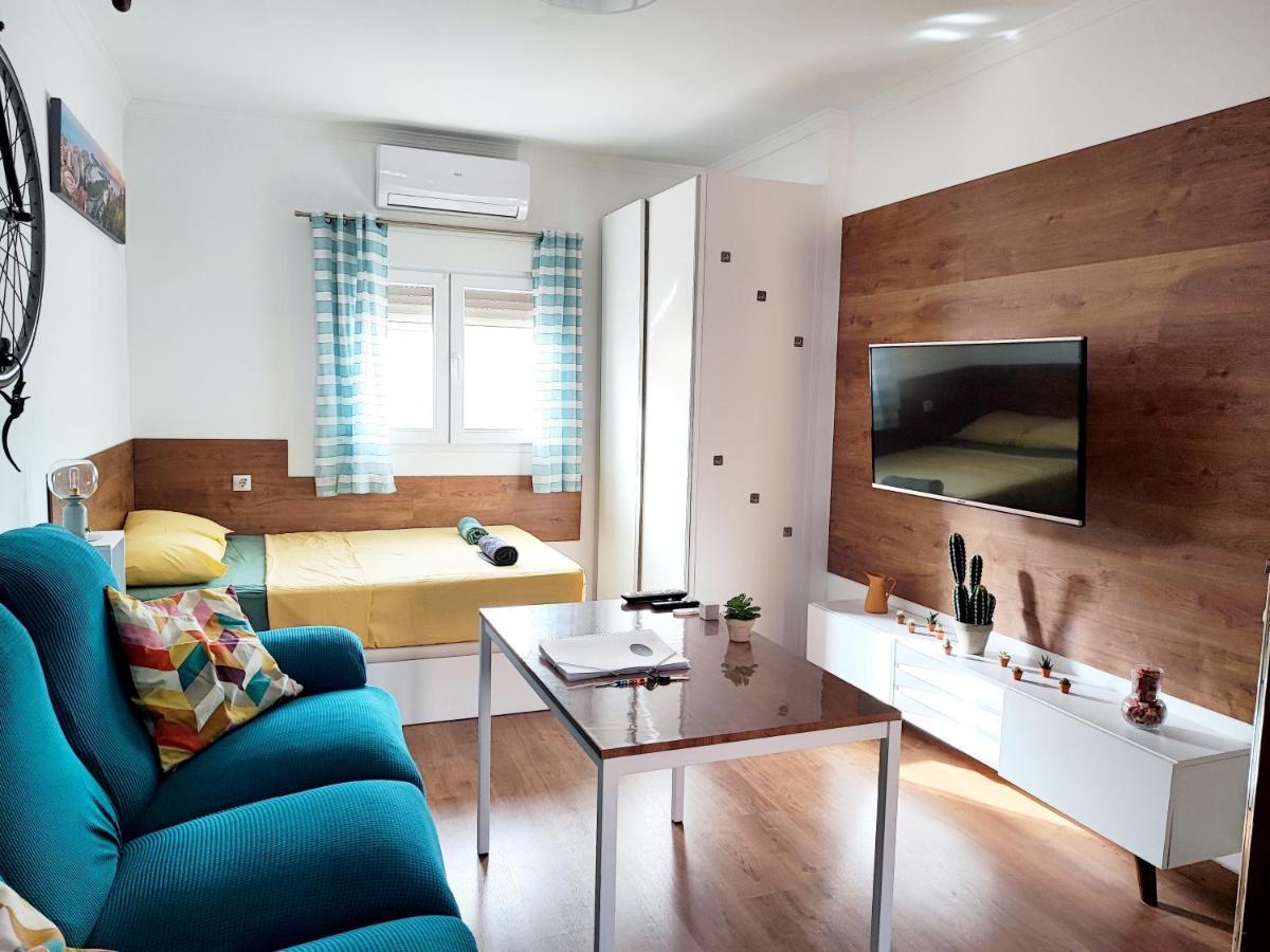 Bright And Quiet Studio In Малага Екстер'єр фото